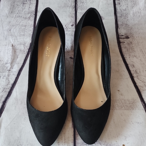 Nine West Black Gramercy Faux Suede Wedge Heels Womens Size 9 Dress Pumps - Picture 1 of 10
